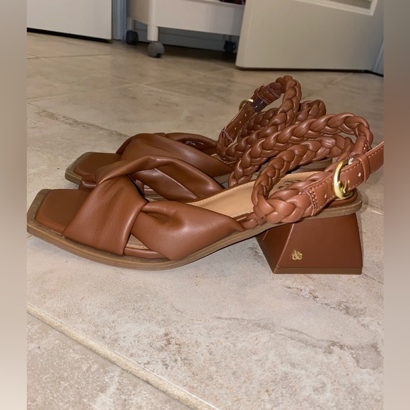 Sam and Libby heels 7 - Picture 1 of 5